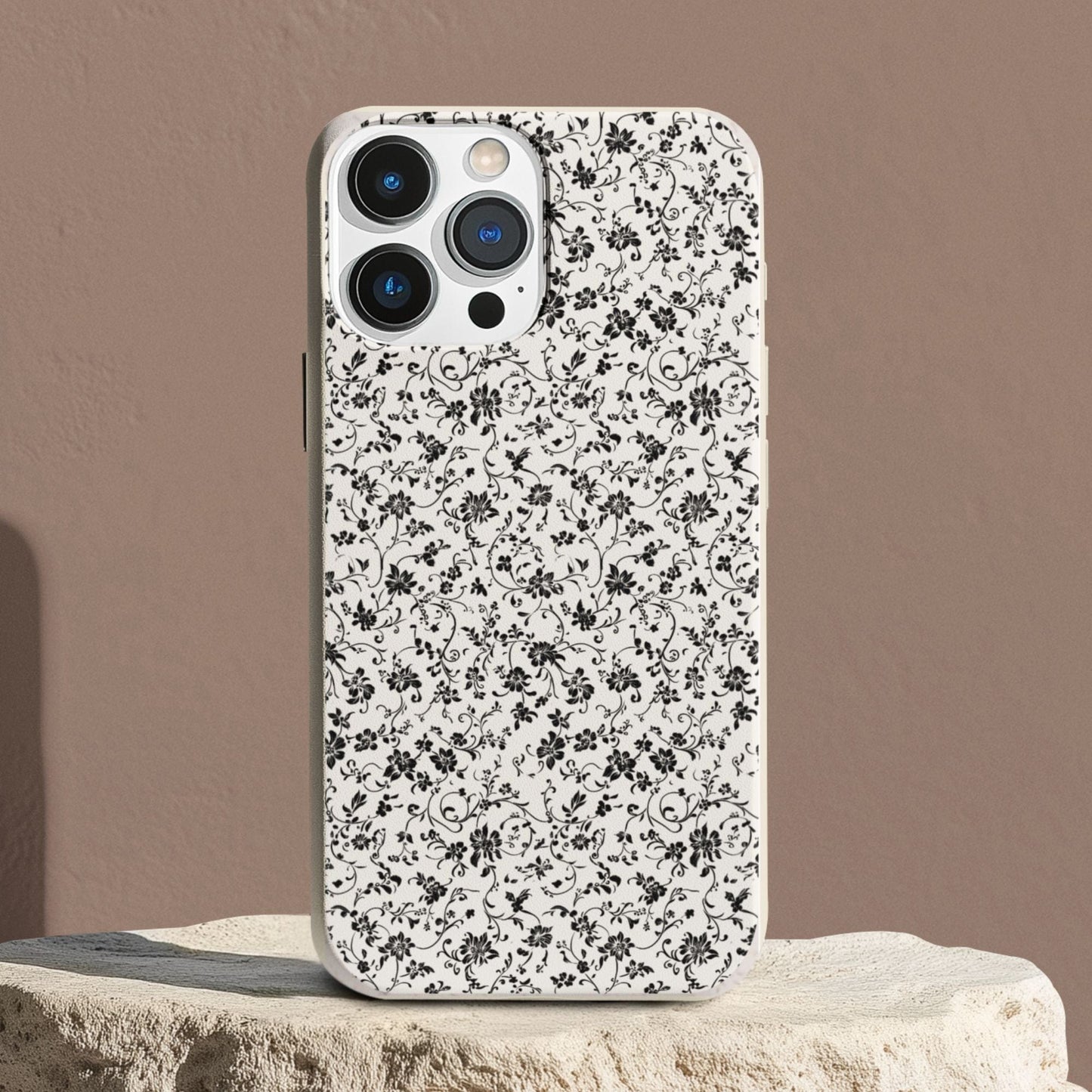 Stepping Green Phone Case Black Lace Bio Case