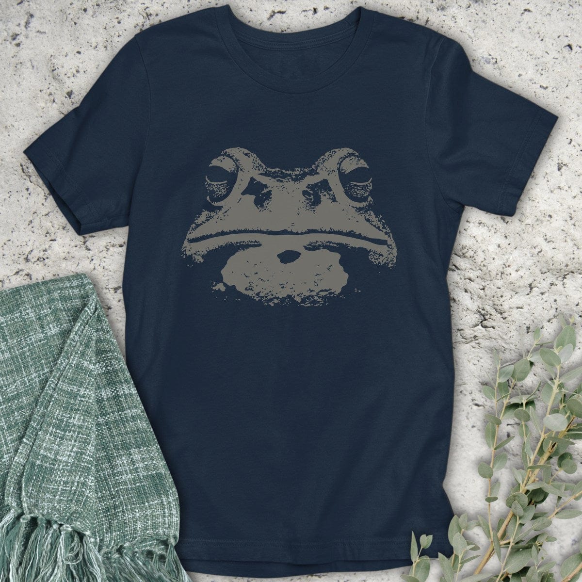 Stepping Green T-Shirt Frog Head T-Shirt