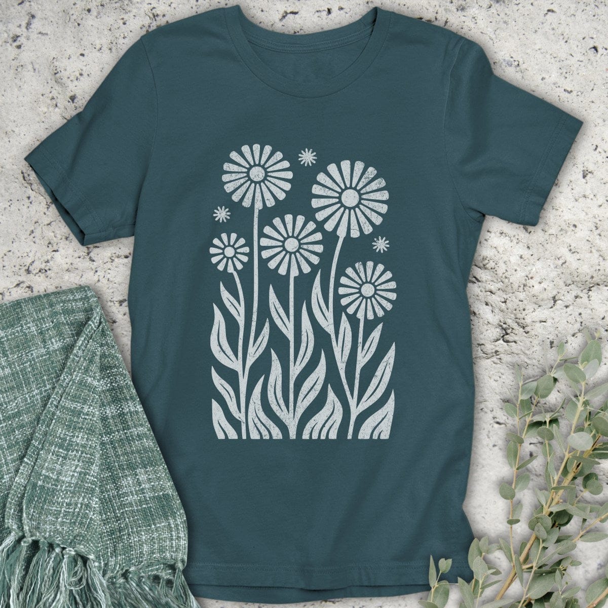 Stepping Green T-Shirt Retro Wildflower Mono Organic T-Shirt