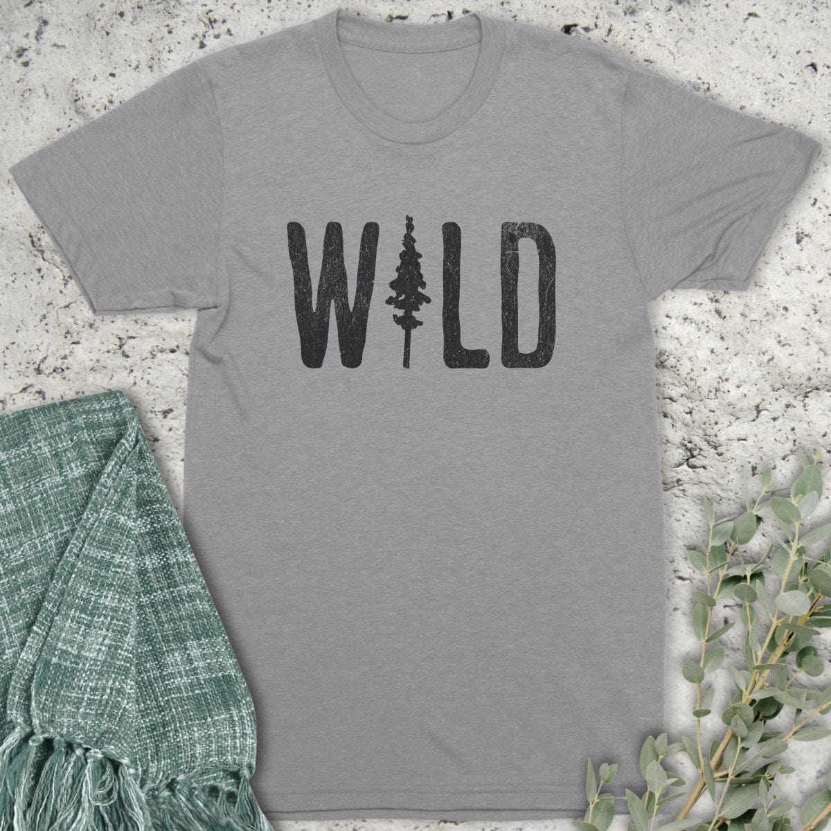Stepping Green T-Shirt Wild T-Shirt