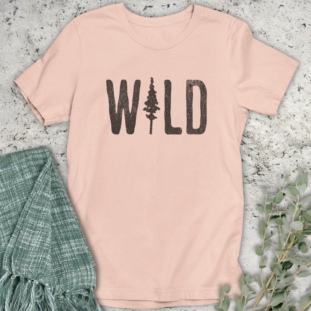 Stepping Green T-Shirt Wild T-Shirt