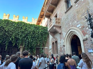 The Environmental Impact of Overtourism: How We Can Travel More Sustainably