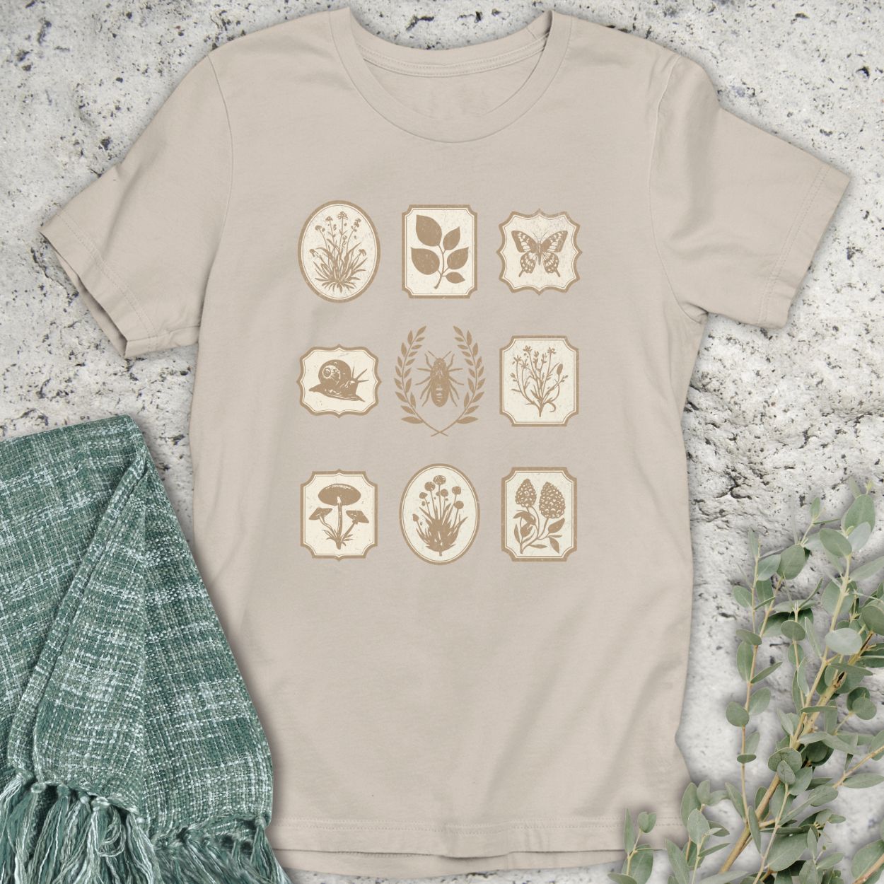 Single Color Stamp Badge T-Shirt