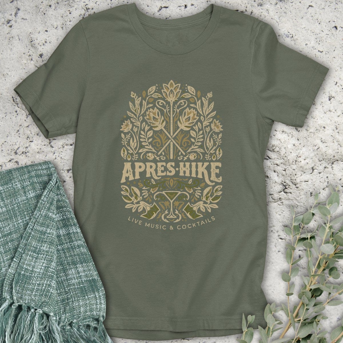 Stepping Green T-Shirt Après Hike Floral T-Shirt