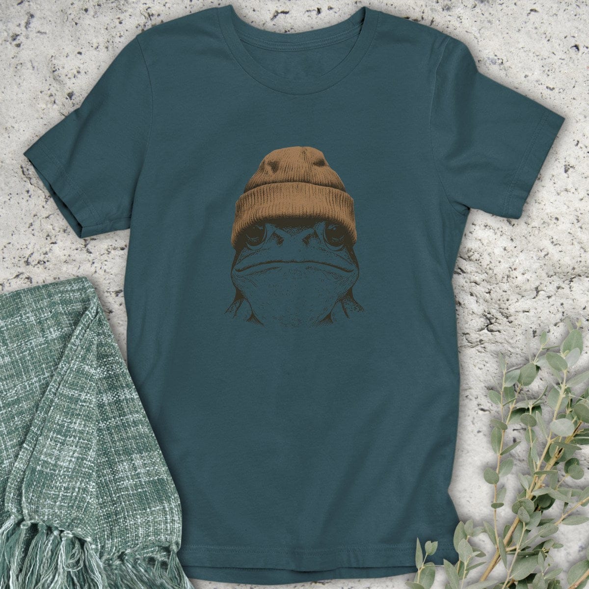 Stepping Green T-Shirt Beanie Frog T-Shirt