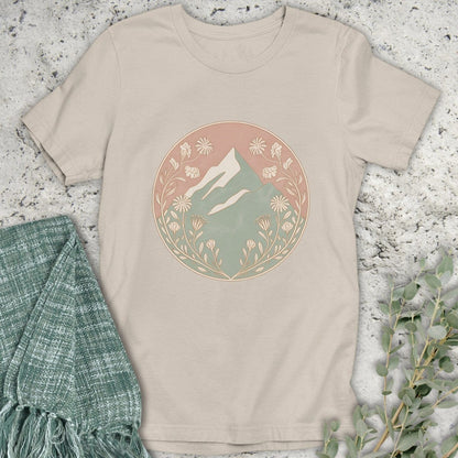 Stepping Green T-Shirt Circle Mountain Floral T-Shirt