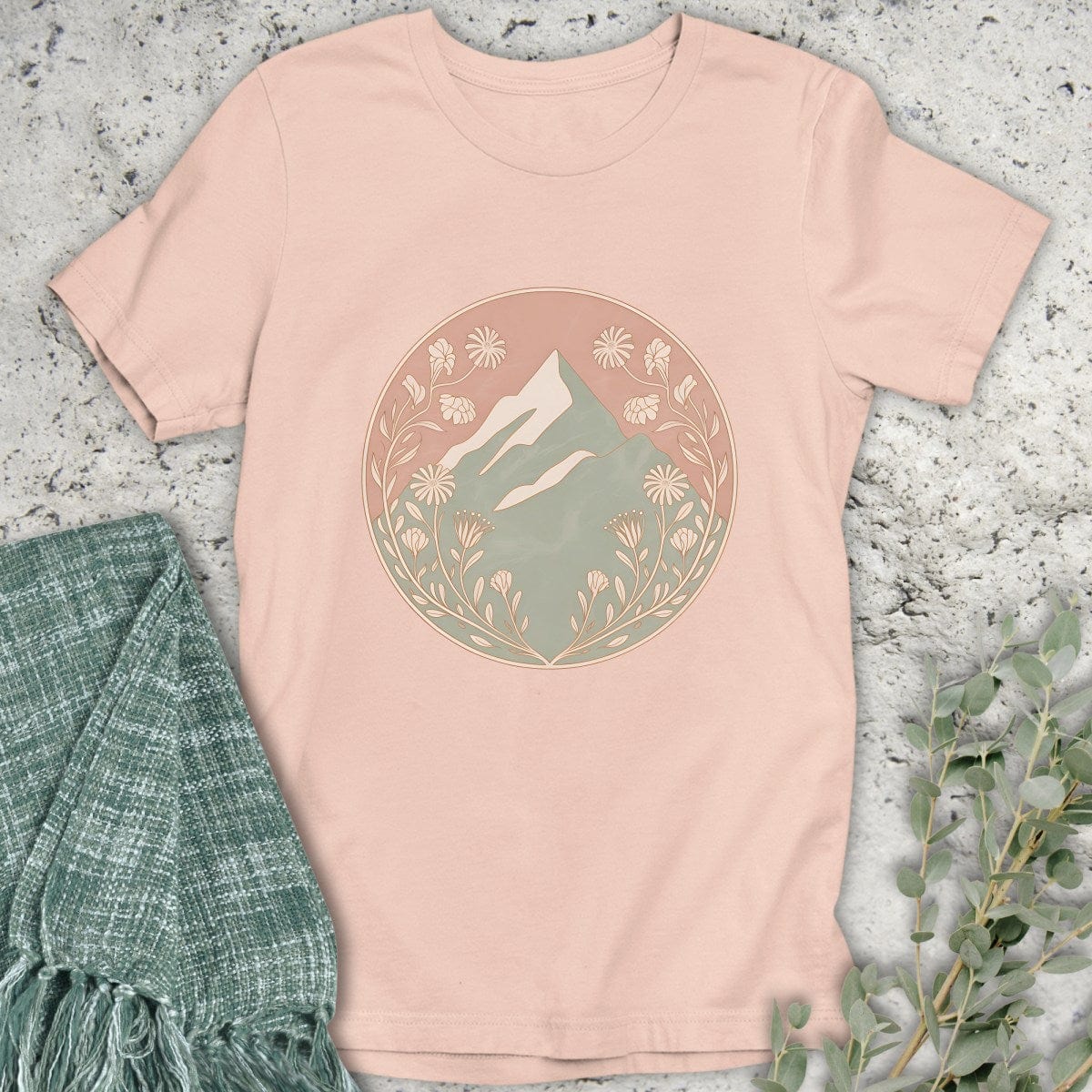 Stepping Green T-Shirt Circle Mountain Floral T-Shirt