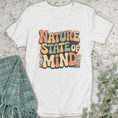 Stepping Green T-Shirt Groovy Nature State of Mind T-Shirt
