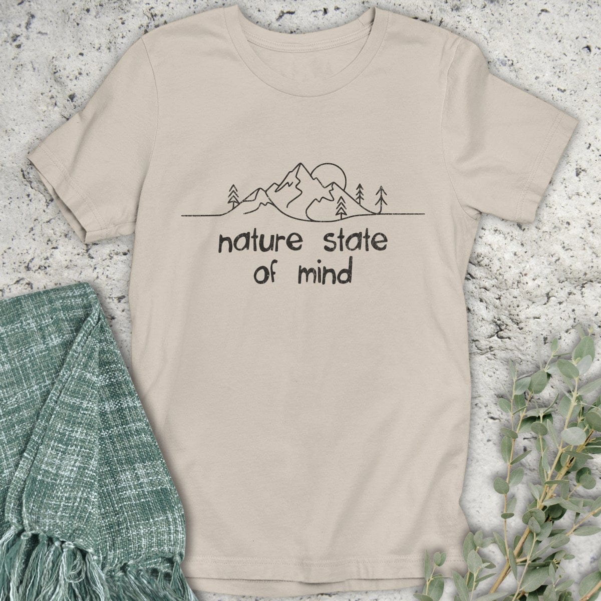 Stepping Green T-Shirt Minimalist Nature State of Mind T-Shirt