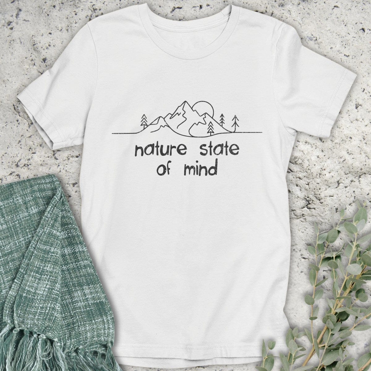 Stepping Green T-Shirt Minimalist Nature State of Mind T-Shirt