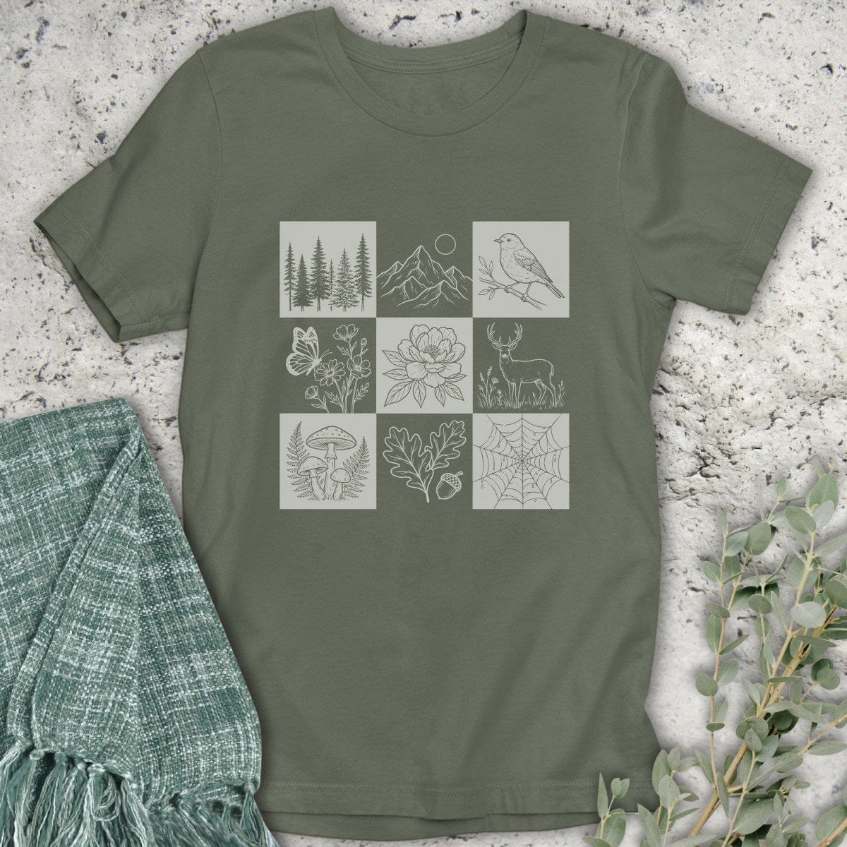 Stepping Green T-Shirt Nine-Panel Nature T-Shirt