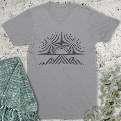 Stepping Green T-Shirt Sun Lines T-Shirt